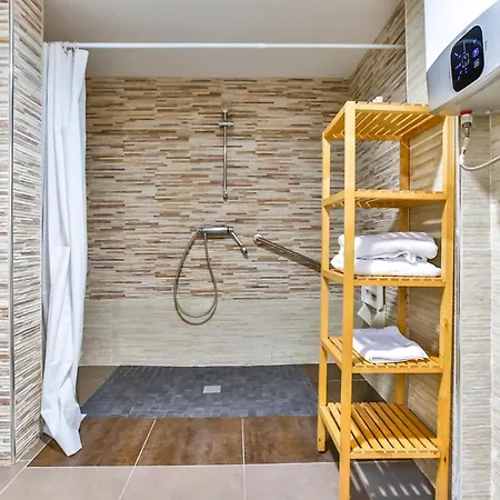 Laramond Barcelona Rooms By Casa Consell-3